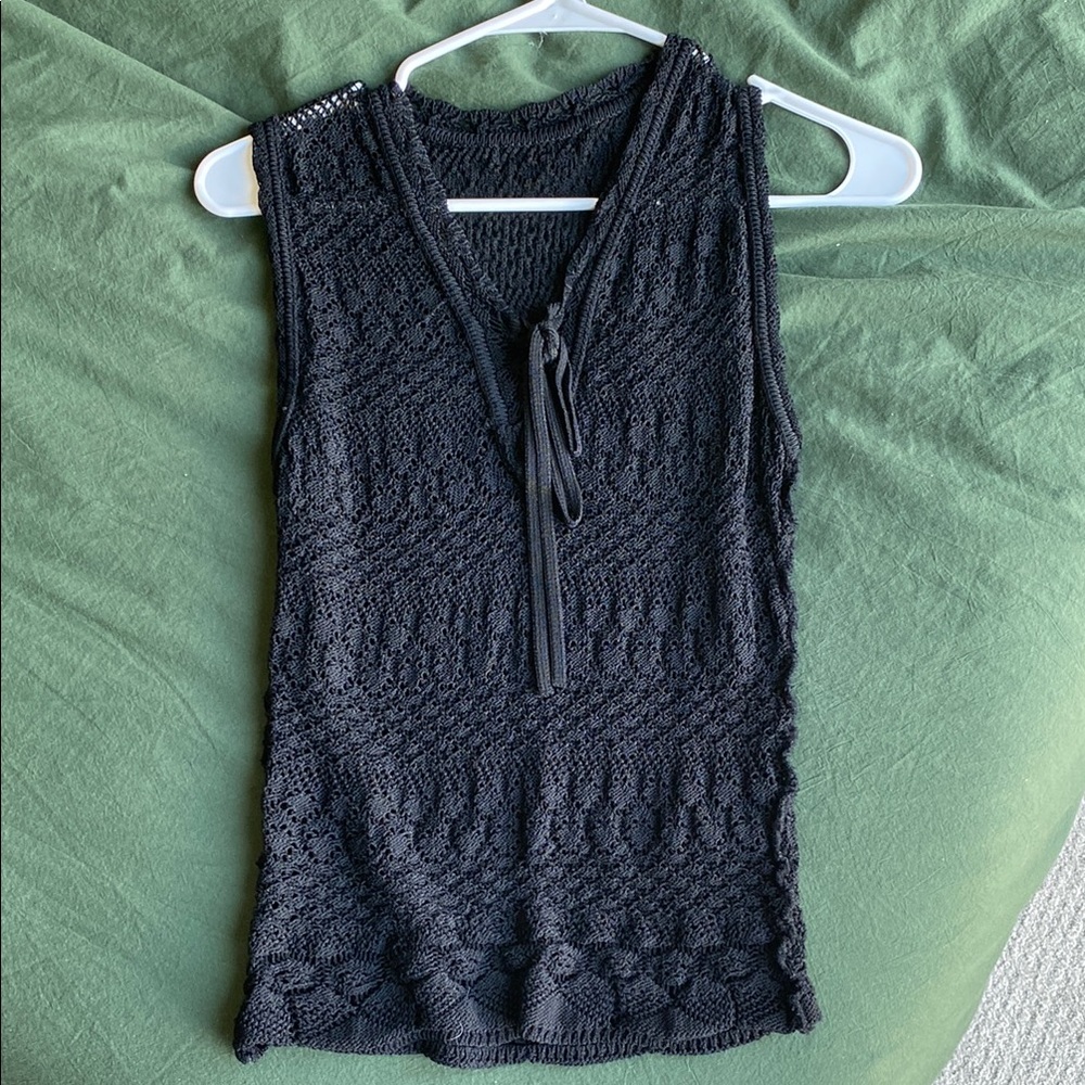Karen Kane Black Sleeveless Knit Top
